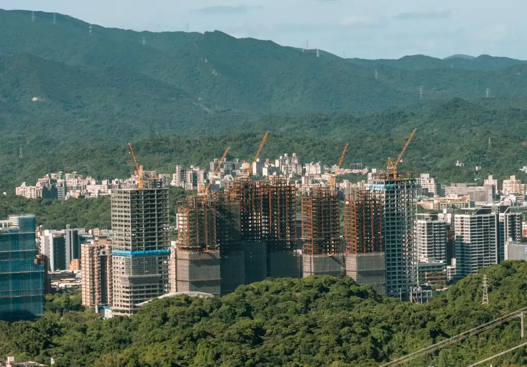 重庆地区园林绿化项目苗木选配与养护技术要点分析